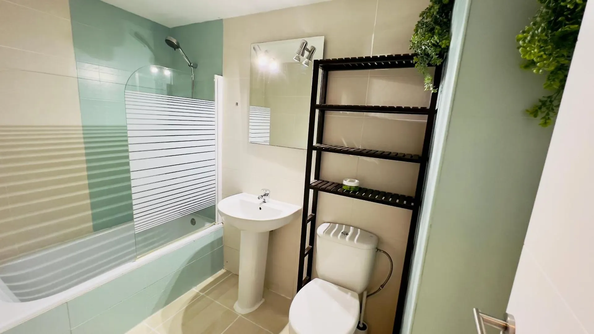 Estudio Bahia En El Centro De Nerja - South Costa 0*,  إسبانيا